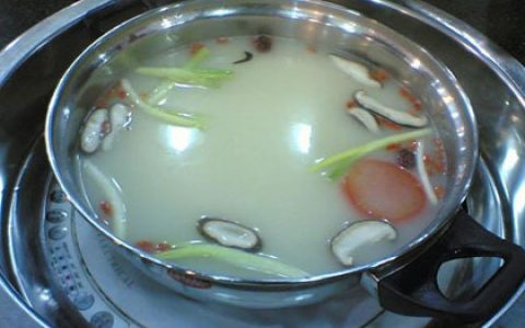 4种常用火锅汤底的做法技巧总有一款是你的选择!详细步骤!