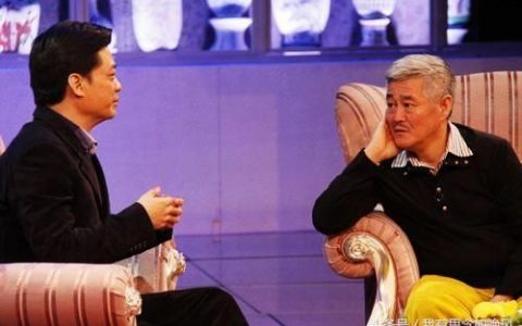 赵本山当年春晚小品出了一个严重意外却被他巧妙化解真的机智