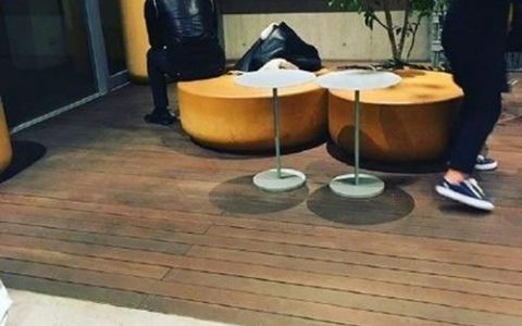 东京甜蜜放闪！捕捉野生Rain夫妻