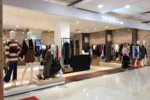 「伊华欧秀」迁至三楼精品女装区！会员享受优惠充值购买即享双倍积分