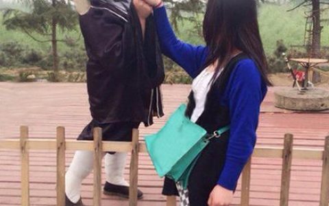 搞笑段子：大师兄不好了二师兄又出来拱白菜了赶紧管管吧