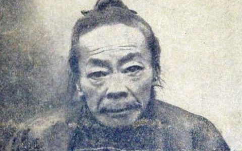 此人曾秘密组织众人准备奇袭倭国慈禧知道后回其四个字