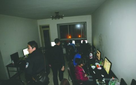 酒托骗局产业链揭秘：键盘手网上