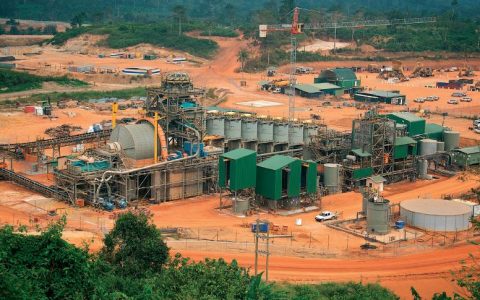 洛阳钼业又一创举 自主研发新能源矿用卡车正式亮相